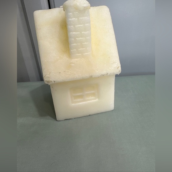 Cottage House Candles set of 3 - Picture 7 of 10